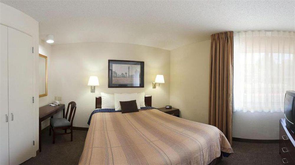 Sonesta Simply Suites Dallas Galleria Esterno foto